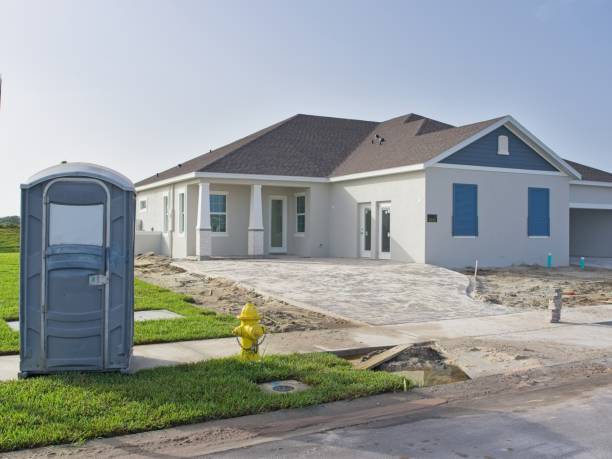 Portable Toilet Options We Offer in El Rancho, NM
